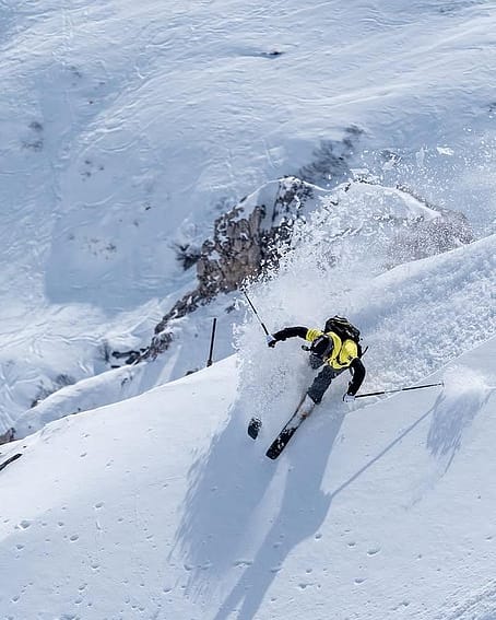Kund @malmbeckjohan i Montec Arch Snowboardjacka Herr Bright Yellow/Black Renewed