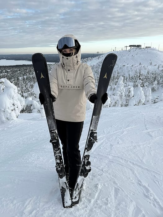 Kund @millakumpula i Dope Legacy W Skidjacka Dam Sand