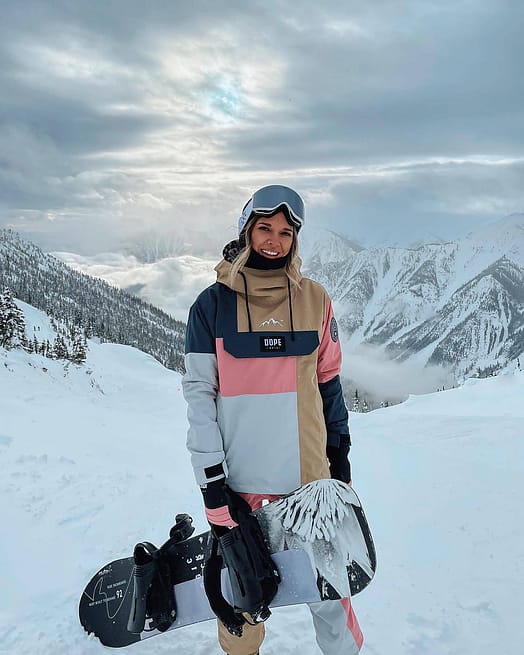 Kund @holyshitthatsgood i Dope Blizzard LE W Snowboardjacka Dam Limited Edition Patchwork Khaki