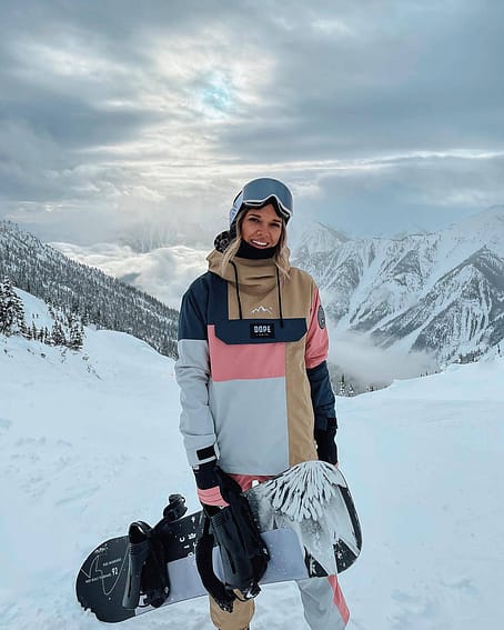 Kund @holyshitthatsgood i Dope Blizzard LE W Snowboardjacka Dam Limited Edition Patchwork Khaki