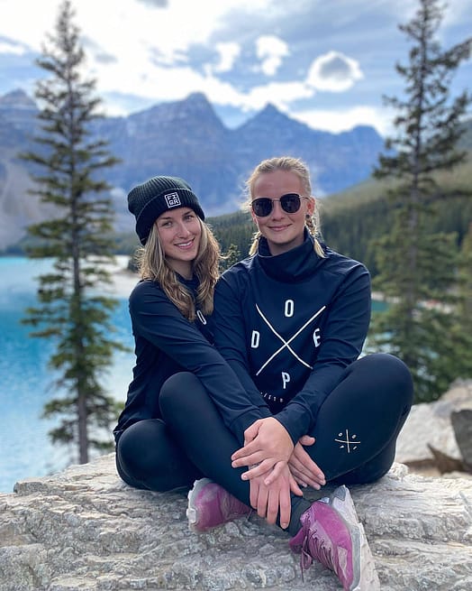 Kund @simca_brzobohata i Dope Snuggle W 22 Underställströja Dam 2X-Up Black