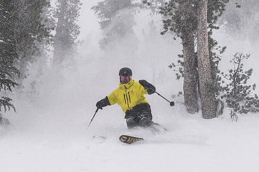 Kund @brett_dickinson i Montec Arch Snowboardjacka Herr Bright Yellow/Black Renewed
