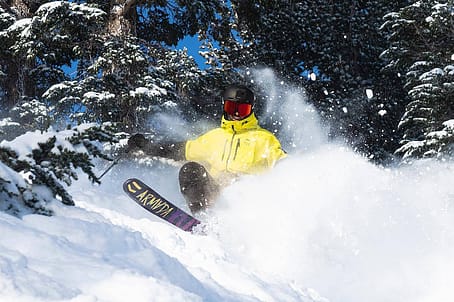 Kund @brett_dickinson i Montec Arch Snowboardjacka Herr Bright Yellow/Black Renewed