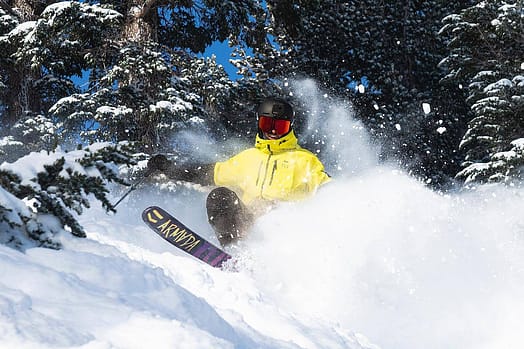 Kund @brett_dickinson i Montec Arch Snowboardjacka Herr Bright Yellow/Black Renewed