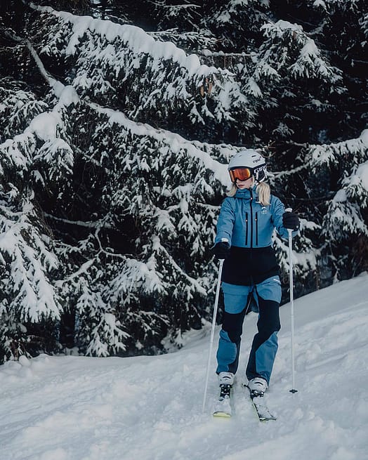 Kund @leonie.purgar i Montec Moss W Snowboardjacka Dam Blue Steel/Black Renewed