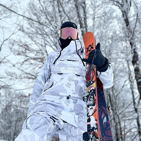 Kund @gioele_mari i Dope Akin Skidjacka Herr Grey Camo