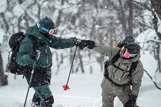 Kund @mountain_swell i Montec Fawk Snowboardjacka Herr Dark Atlantic/Black