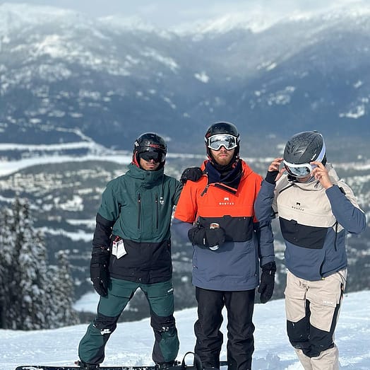 Kund @nick1anthony i Montec Dune Snowboardjacka Herr Sand/Black/Metal Blue