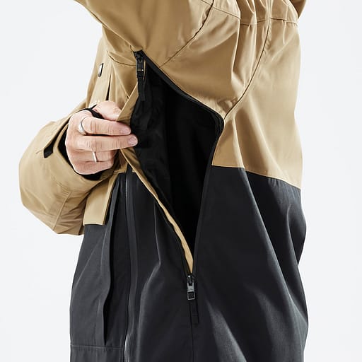 Ventilation under ärmarna Huvudproduktbild,