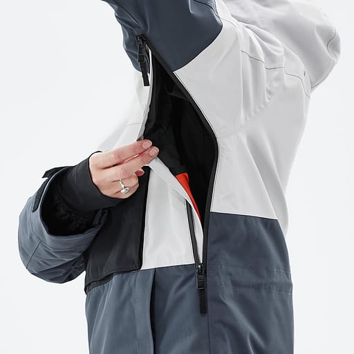 Ventilation under ärmarna Huvudproduktbild,