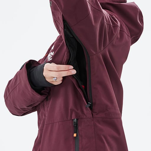 Ventilation under ärmarna Huvudproduktbild,