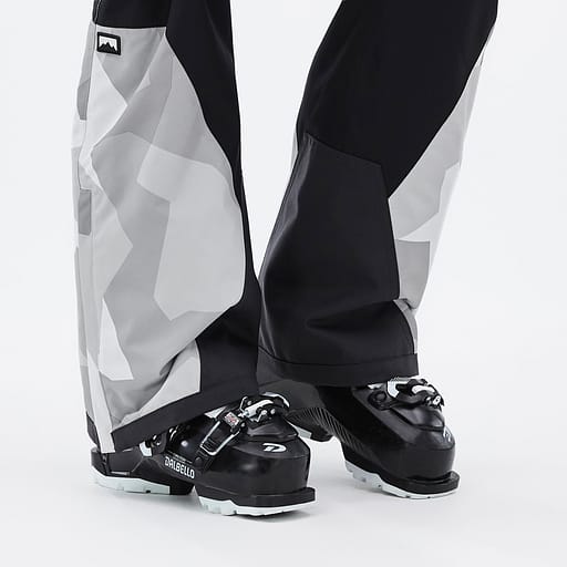 Förstärkningar på nederfållen och underbenets insida Huvudproduktbild,