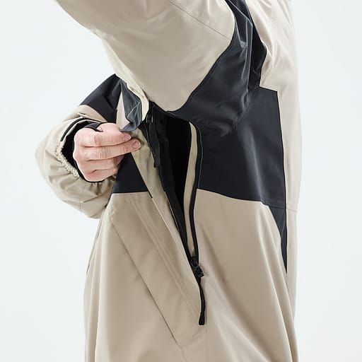 Ventilation under ärmarna Huvudproduktbild,