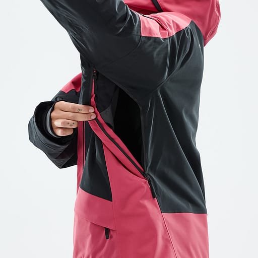 Ventilation under ärmarna Huvudproduktbild,